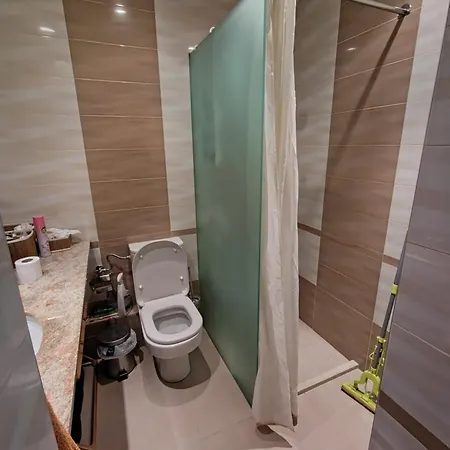 Tina's Shared Rum i privatbostad